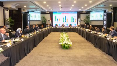 منطقة لوجستية وصوامع للأسمنت.. اقتصادية قناة السويس تُعلن المشروعات والتعاقدات بموانئ بورسعيد| صور 