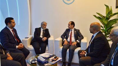 الرعاية الصحية: اجتماعات وجلسات نقاشية مكثفة لبحث التعاون مع شركاء دوليين بالمعرض الطبي الإفريقي