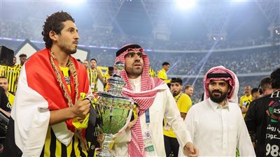 اتحاد جدة يدرس فسخ التعاقد مع أحمد حجازي 