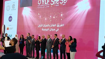 وزير التعليم يوجه رسالة لطالبات التعليم الفني: البنات يقودن التغيير في المجتمع 