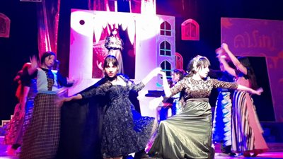 إقبال جماهيري على العرض المسرحي الزيارة الأخيرة بالمحلة الكبرى