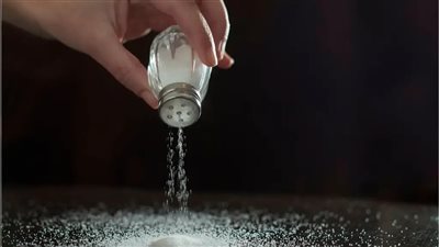 تقليل ملعقة ملح واحدة يوميا يعادل تأثير أدوية ارتفاع ضغط الدم |دراسة