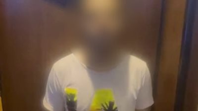 شاب يشعل النيران في ابن عمه بسبب خلافات عائلية بينهما بالمطرية