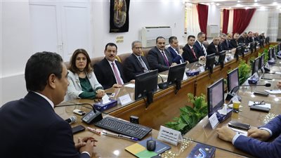 معهد إعداد القادة يشهد انطلاق البرنامج التدريبي لمرشحي منصب رئيس جامعة