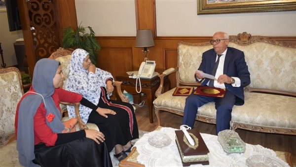 محافظ بورسعيد