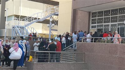 إقبال كبير من المواطنين على شراء كراسات شروط إسكان التعاونيات بـ 4 مدن جديدة | صور