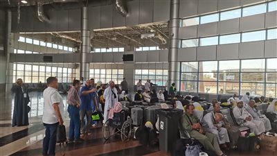 انطلاق أولى رحلات الحج البري بميناء نويبع وسفر 252 حاجا 