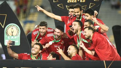 لن تقل عن 500 ألف جنيه.. مصدر بالأهلي يكشف قيمة مكافآت الفوز ببطولة إفريقيا 