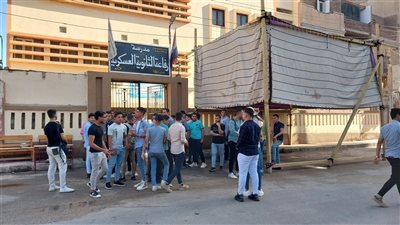 طلاب الثانوية العامة بالقليوبية: امتحان اللغة الأجنبية الثانية سهل وبمستوى الطالب المتوسط