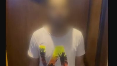 بزجاجة بنزين مشتعلة.. حبس شاب أشعل النيران في نجل عمه بالمطرية 