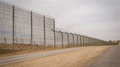 مصدر رفيع المستوى: تبادل إطلاق نار بين حرس الحدود الإسرائيلي ومهربين في صحراء النقب