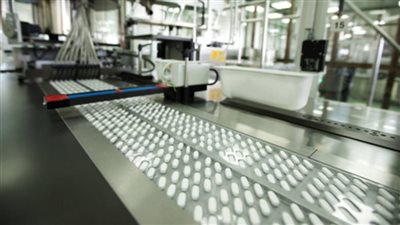 تقرير رقابي: مكافآت بالآلاف للإدارة.. أبرز مخالفات العربية للأدوية التابعة لوزارة قطاع الأعمال