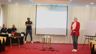 انطلاق دورة الاتحاد النرويجي التدريبية لمدربات كرة القدم | صور