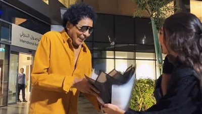 اللقطات الأولى من بروفات حفل محمد منير في جدة| فيديو