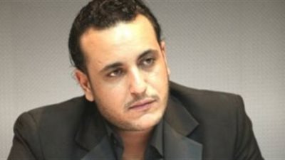 بعد أزمة حصوله على التأشيرة.. محمد رحيم يسافر إلى فرنسا لاستلام درع الإبداع الماسي