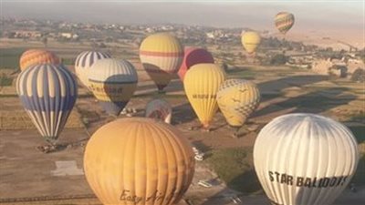 لسوء الأحوال الجوية.. تعليق رحلات البالون الطائر في الأقصر