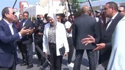وزير التنمية المحلية: البحيرة أكبر محافظة حصلت على خدمات حياة كريمة.. والسيسي يرد: ده حقهم 