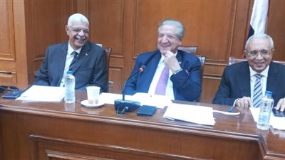 رئيس جامعة المنوفية يحضر اجتماع خطة النواب لبحث إنشاء المدينة الطبية 