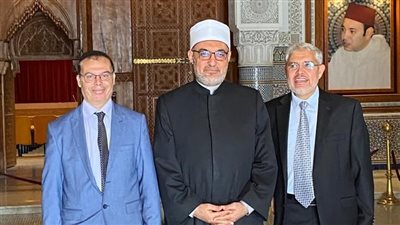 أمين البحوث الإسلامية يختتم جولته بالمغرب بزيارة لمؤسسة دار الحديث الحسنية