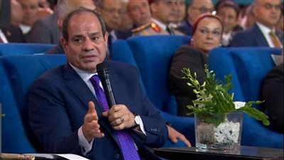 السيسي: قررنا زيادة عدد خريجي كلية الطب لعلاج نقص الكوارد الطبية وسفر بعضهم للخارج