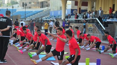 المنتخب الأولمبي يستكمل قائمته النهائية.. ويختتم تدريباته استعدادا لودية غانا