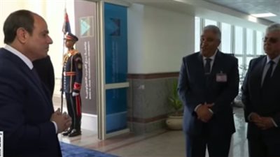 الرئيس السيسي يتفقد جامعة برج العرب التكنولوجية
