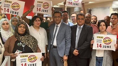 بسبب الأجور والتمييز بين مكتب مصر والعالم.. تفاصيل إضراب صحفيين بـBBC بالقاهرة وزيارة خالد البلشي 