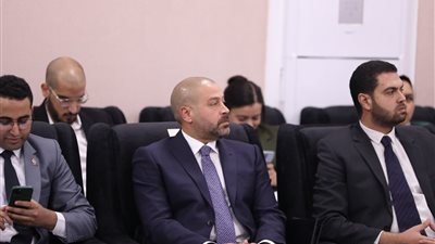 الحوار الوطني.. أحمد دياب يطالب بتفعيل قانون الـ 5% لتعيين ذوي الهمم