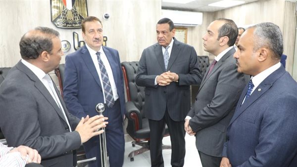 وزير التنمية المحلية