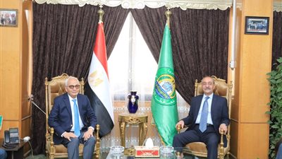 وزير التعليم يتابع استعدادات سير امتحانات الثانوية العامة بالإسماعيلية