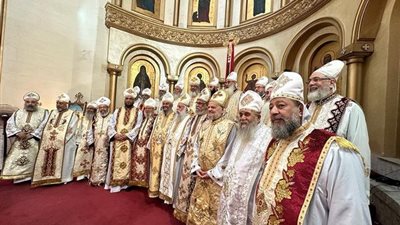 مطران سوهاج يرسم 26 قمصا جديدا في الإيبارشية