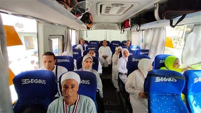 228 حاجًا يغادرون سوهاج لأداء مناسك الحج | صور