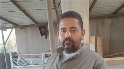 حقيقة وفاة مواطن محتضنا المصحف داخل مسجد في كفر الشيخ | بث مباشر