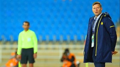 استقلال طهران الإيراني يستهدف التعاقد مع مدرب النصر السابق | خاص