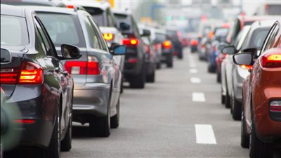 تكدسات بالدائري.. تعرف على الحالة المرورية بالقاهرة والجيزة
