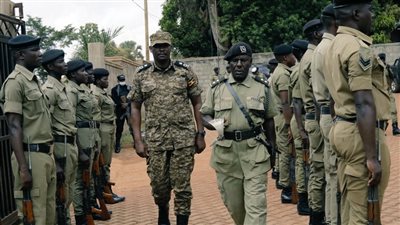 مقتل 25 شخصا في هجوم إرهابي على مدرسة ثانوية في أوغندا