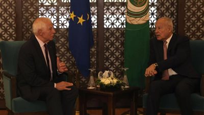 القضية الفلسطينية وأزمات السودان وليبيا وأوكرانيا.. ملفات على طاولة مباحثات أبو الغيط وبوريل