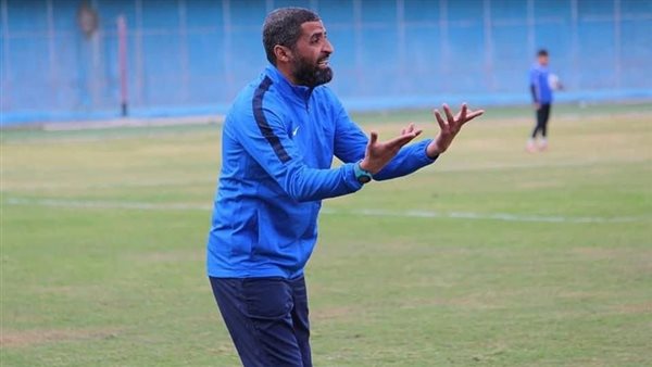 جمعة مشهور مدرب المصرية