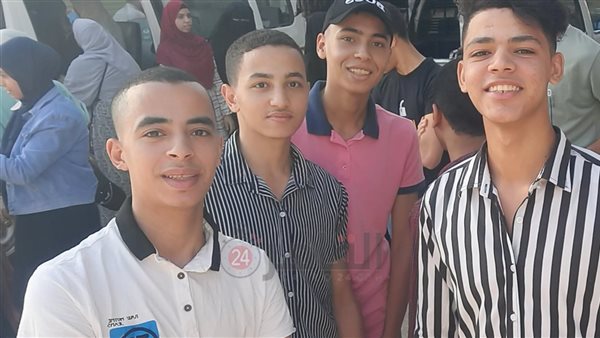 طلاب الثانوية العامة