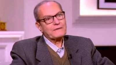 محمد أبو العلا السلاموني.. مسلسلات ومسرحيات وجوائز ورحيل في هدوء