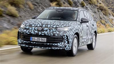 الكشف عن التصميم الداخلي لسيارة فولكس فاجن تيجوان 2024 رسميًا | صور