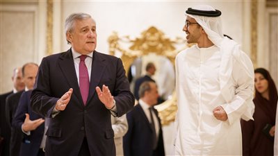 وزير الخارجية الإماراتي يلتقي نظيره الإيطالي في أبو ظبي 