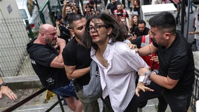 تفاصيل إلقاء السلطات التركية القبض على عدد من المثليين خلال مسيرة باسطنبول 