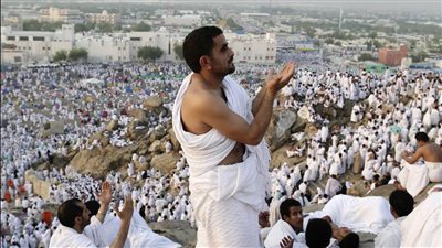 ما زمان الوقوف بعرفة؟.. البحوث الإسلامية يجيب 