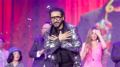 أحمد حلمي ينتهي من ثالث محطات ميمو في أبها.. ويستعد لعرضها في الدمام وحائل 