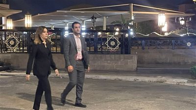 وزيرة الثقافة ونجوم الفن في عزاء الكاتب أبو العلا السلاموني 