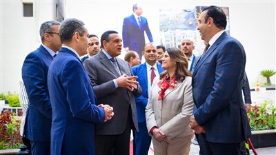 وزيرة الهجرة تتفقد مركز السلامة الوطنية بالغربية.. وتشارك في مبادرة زرع 100 مليون شجرة