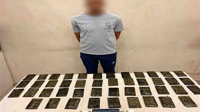 ضبط 5 كيلو حشيش بحوزة شخص في القاهرة