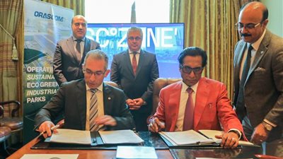 بـ120 مليون دولار.. توقيع عقد توسعات فليكس الهندية بالسخنة وتوفير 750 فرصة عمل