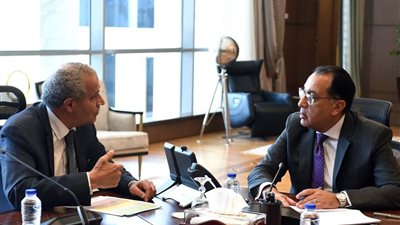 التموين: لدينا دواجن مجمدة تكفي لـ 3 أشهر.. ويوجد تعاقدات على 25 ألف طن برازيلي